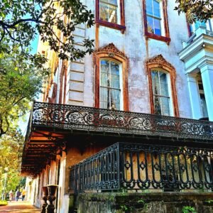 Antique / Noble Hardee Mansion - 3 West Gordon St, Savannah, Georgia